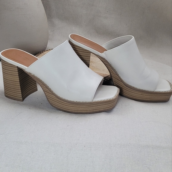 Universal Thread White Platform Block Heel Size 9.5 - Picture 5 of 6